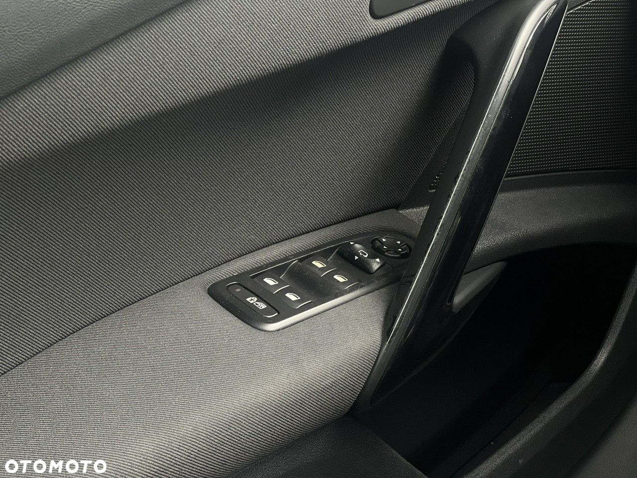 Peugeot 508 SW HDi FAP 115 Access - 22