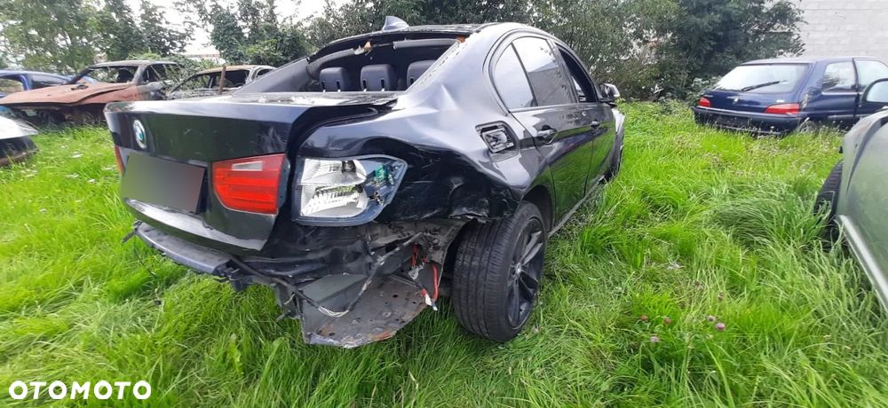 BMW Seria 3 316d - 9