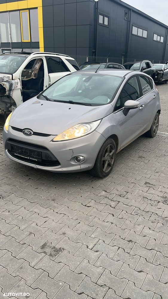 Dezmembram Ford Fiesta 1.6 diesel din 2013