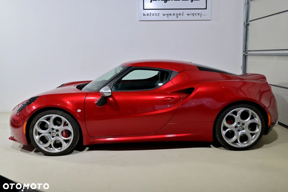 Alfa Romeo 4C - 3
