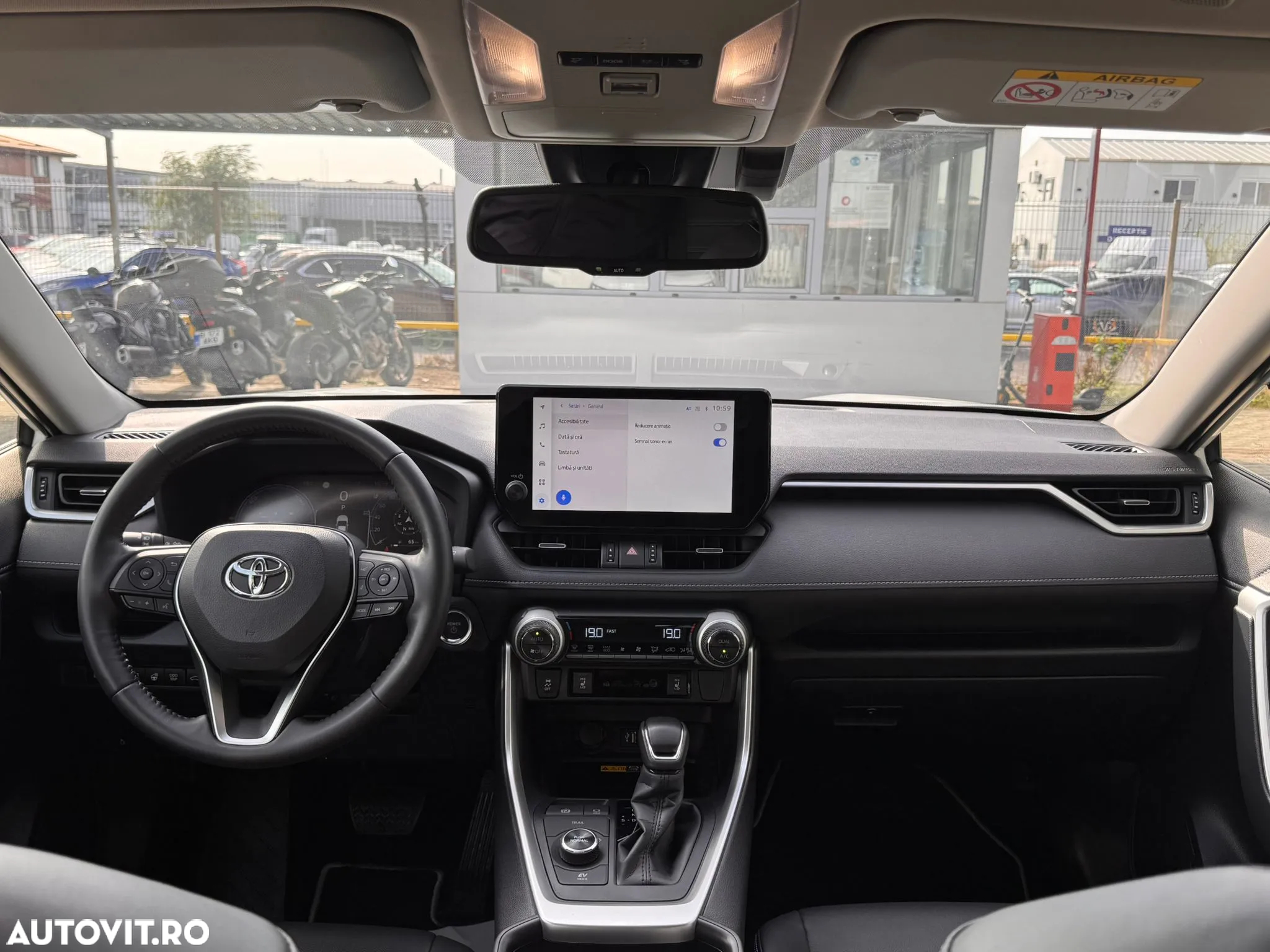 Toyota RAV4 2.5 Hybrid VVT-iE 4x4 Luxury - 19