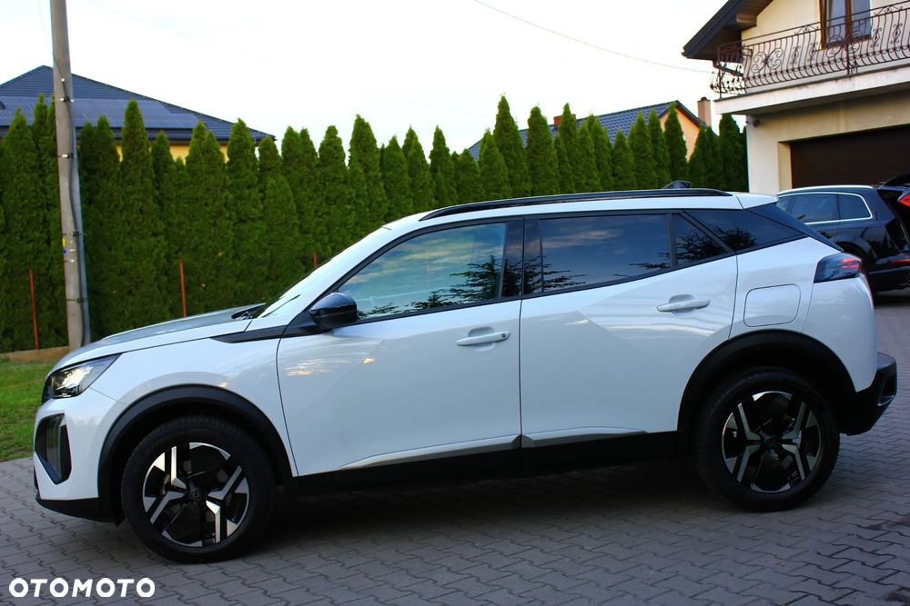 Peugeot 2008 1.5 BlueHDi Allure S&S EAT8 - 17