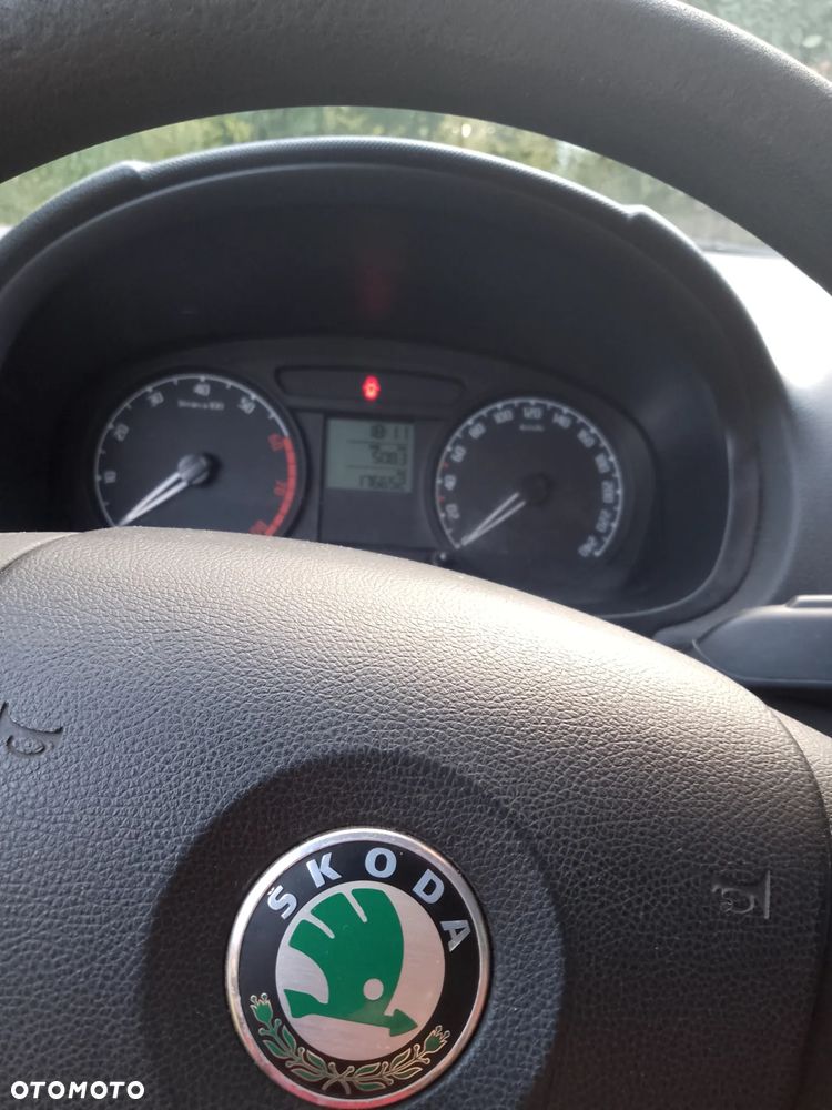 Skoda Fabia - 6