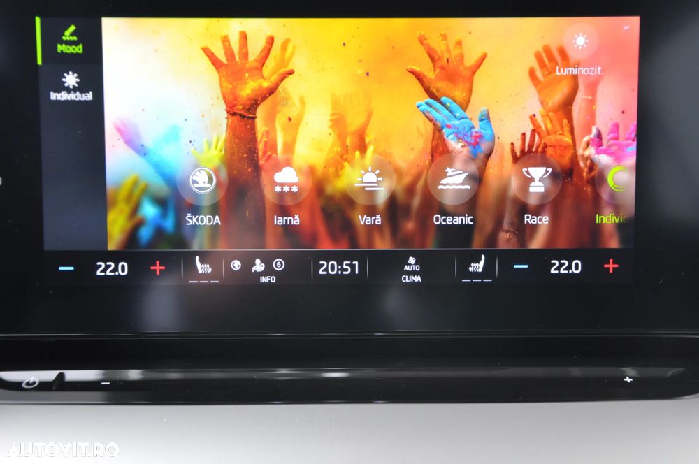 Skoda Octavia 2.0 TDI DSG Style - 24