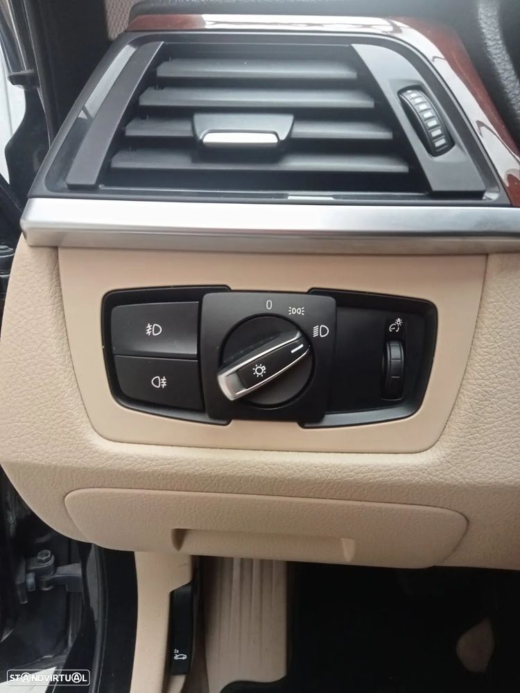 BMW 320 d Touring Aut. Luxury Line - 34