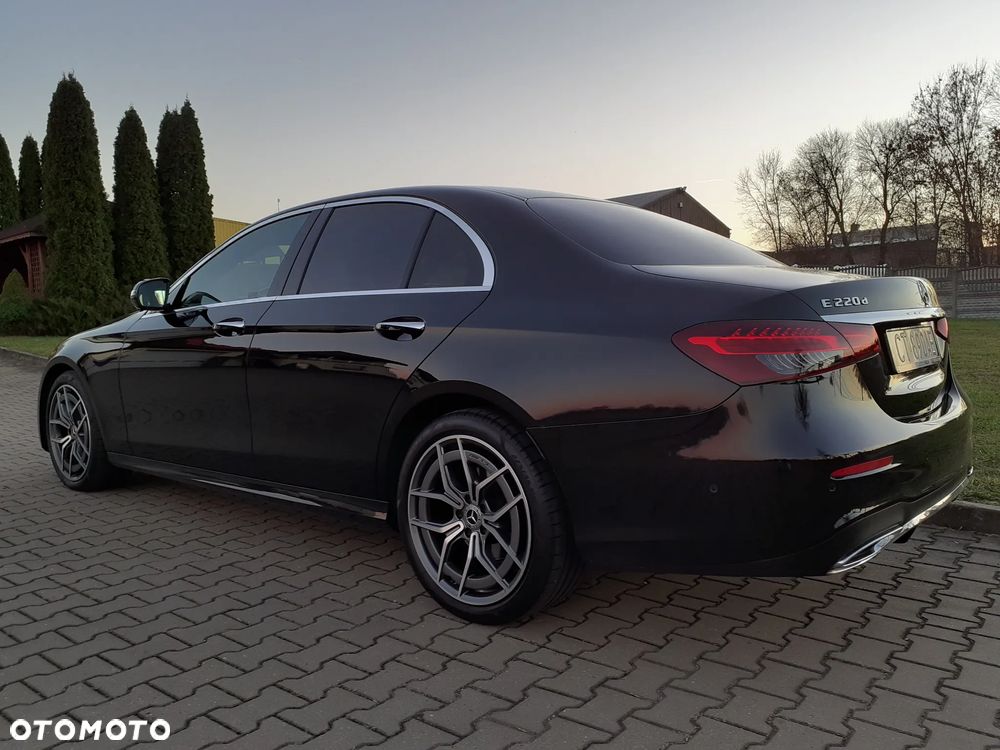 Mercedes-Benz Klasa E 220 d 4-Matic AMG - 4