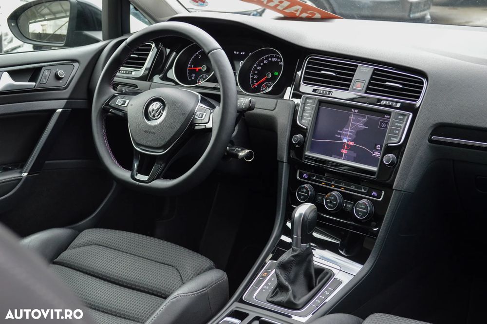 Volkswagen Golf 2.0 TDI (BlueMotion Technology) DSG Highline - 4