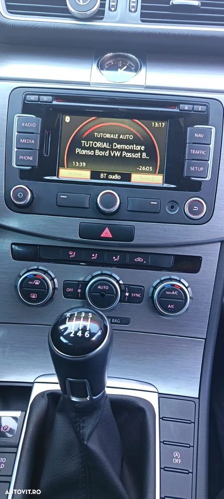 Volkswagen Passat - 17