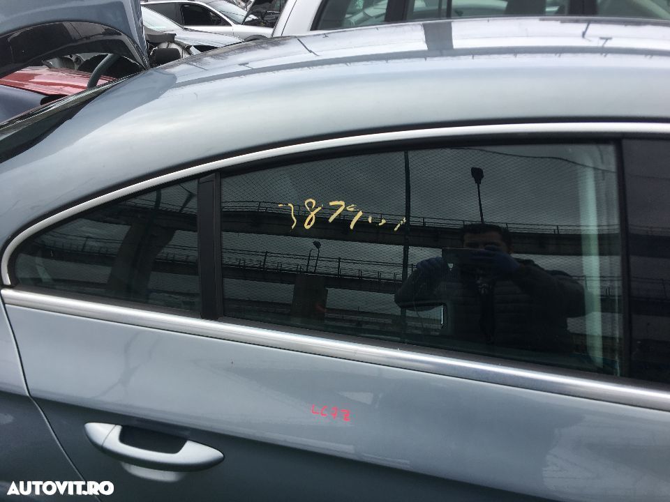 Geam Usa / Portiera Dreapta Spate VW Passat CC 2008 - 2012 Cod Culoare LC7Z - 1