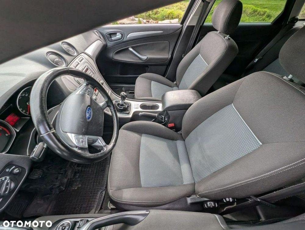 Ford Mondeo - 6