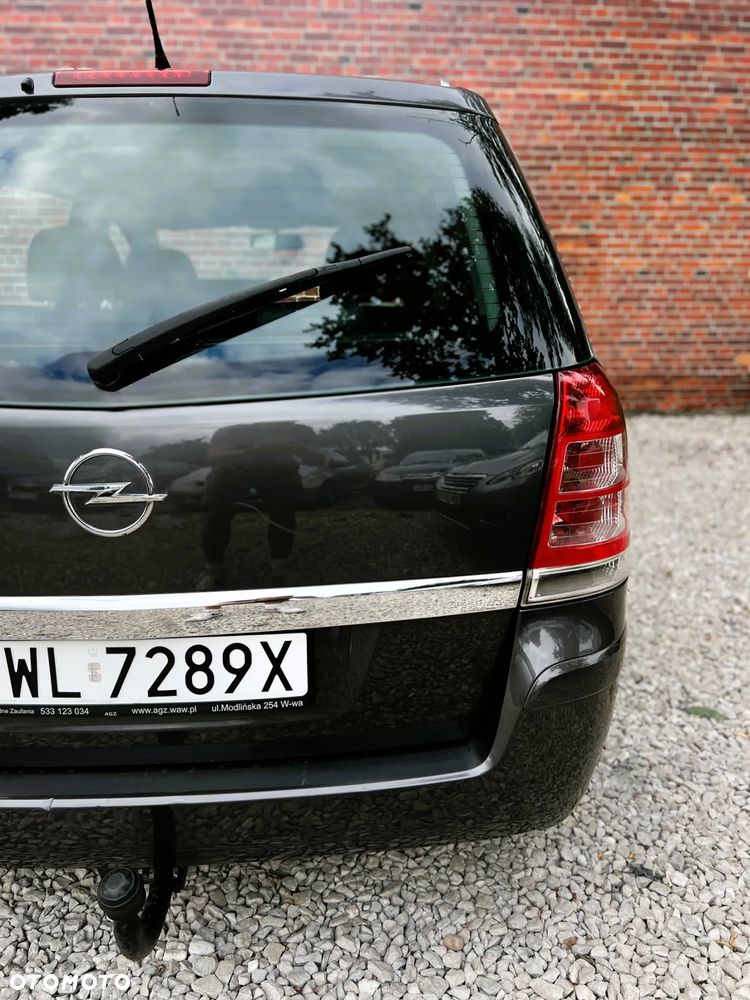 Opel Zafira - 39