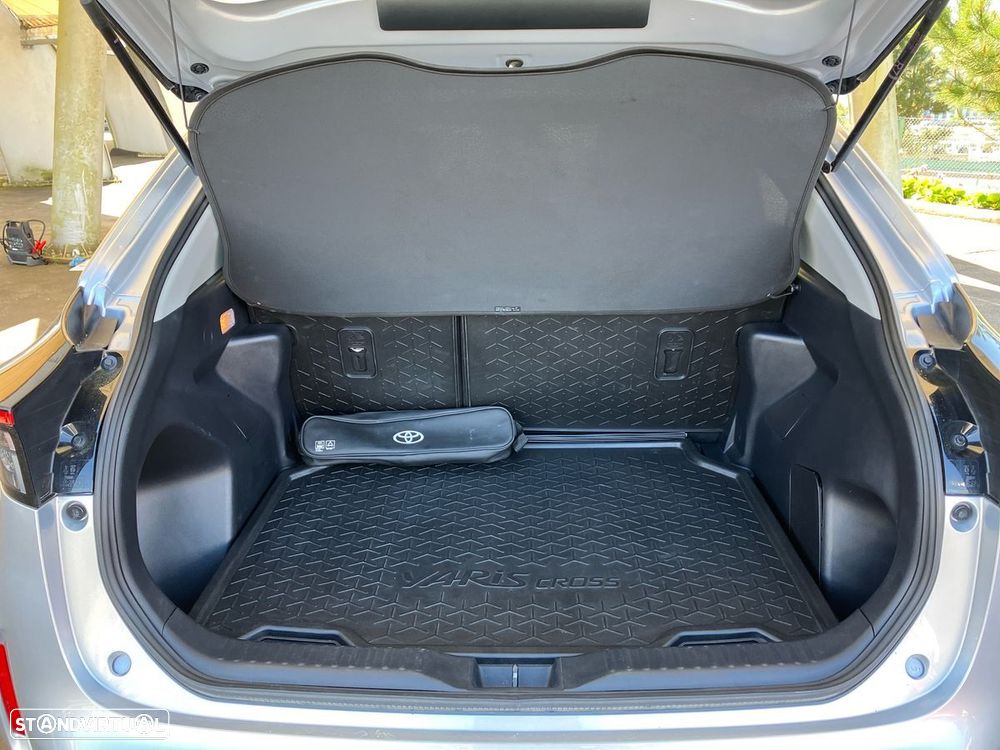 Toyota Yaris Cross 1.5 HDF Comfort Plus - 8