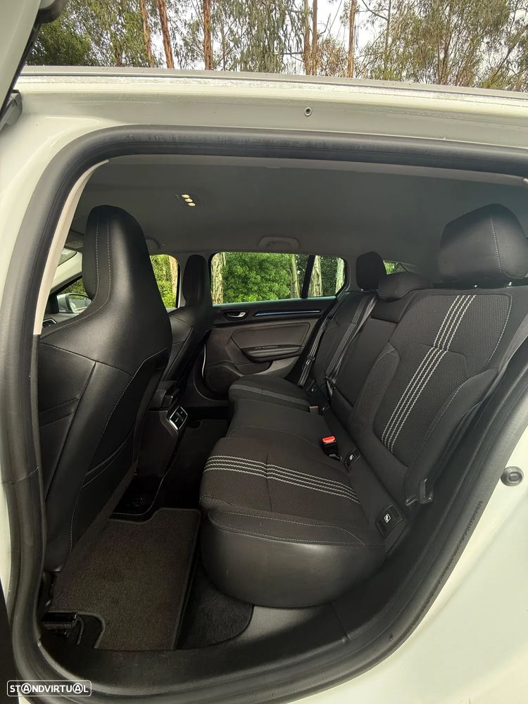 Renault Mégane Sport Tourer 1.3 TCe GT Line - 9