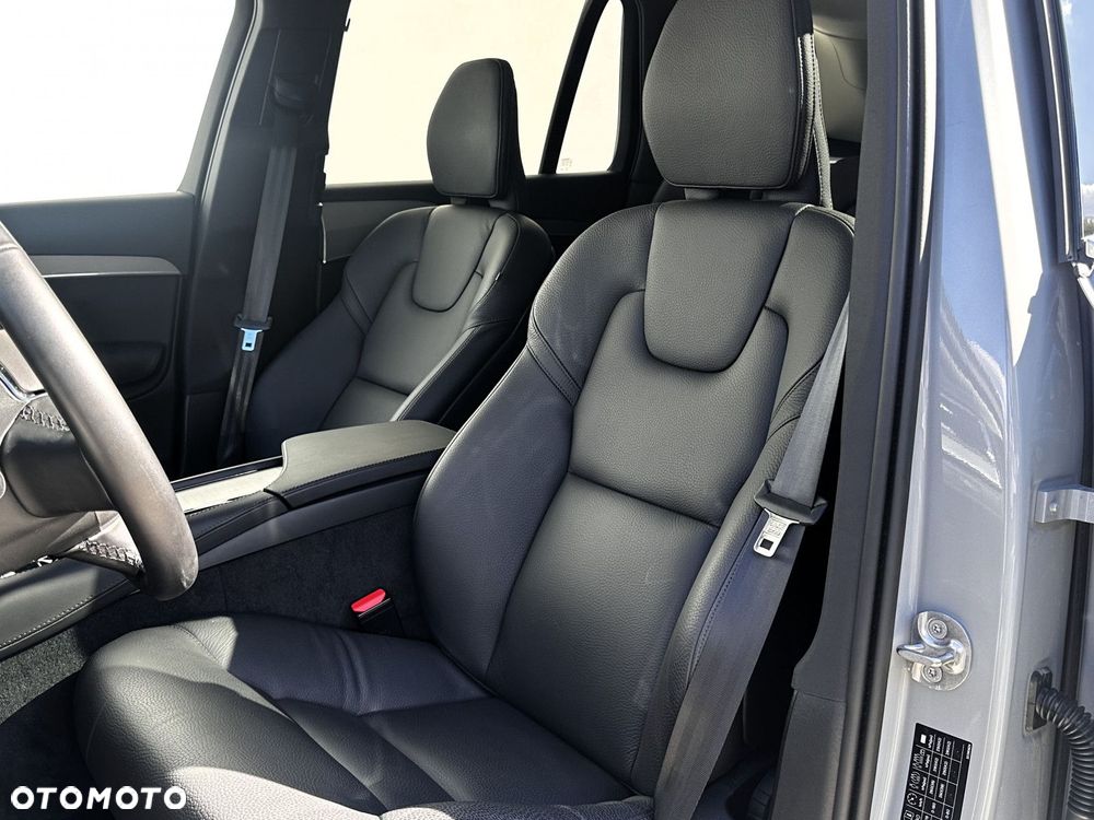 Volvo XC 90 - 20