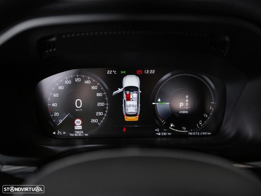 Volvo XC 60 2.0 T8 PHEV Momentum AWD - 17