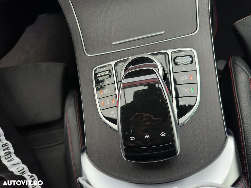 Mercedes-Benz C 43 AMG Coupe 4Matic - 17