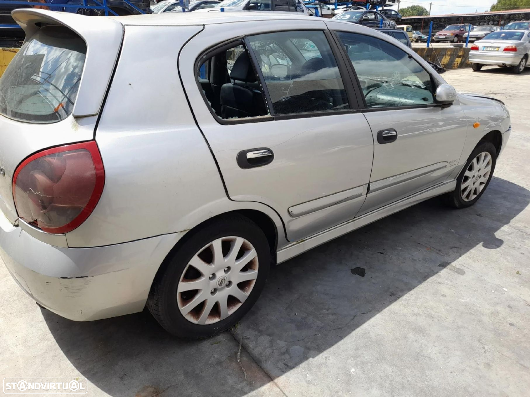 Para peças NISSAN Almera II Hatchback (N16) - 3