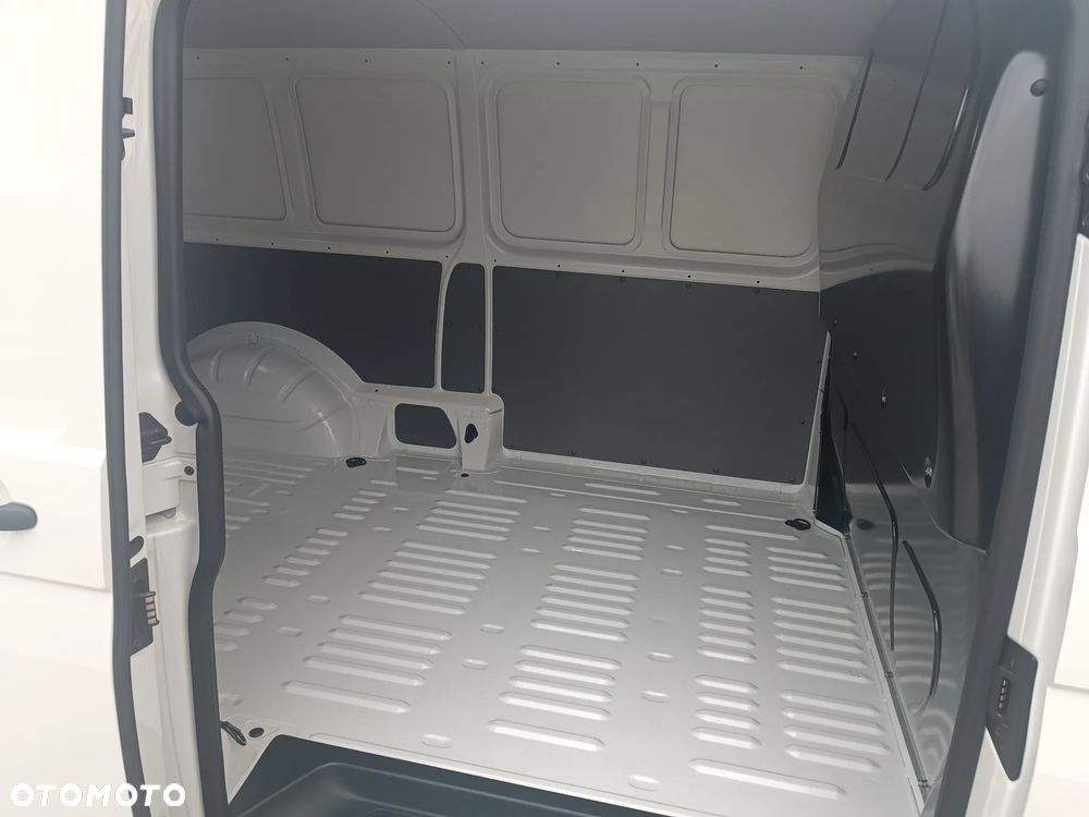 Volkswagen T6.1 - 10