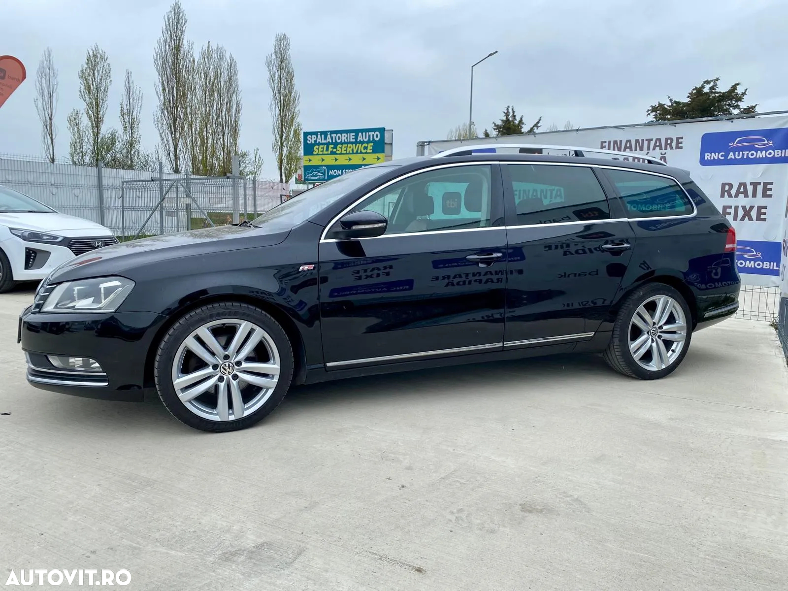 Volkswagen Passat Variant 2.0 TDI DPF DSG R-Line Edition Plus - 5