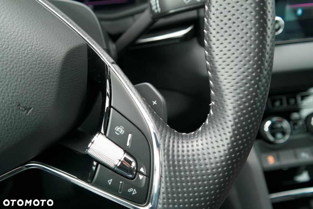 Skoda Karoq 1.5 TSI ACT 4x2 Sportline DSG - 19