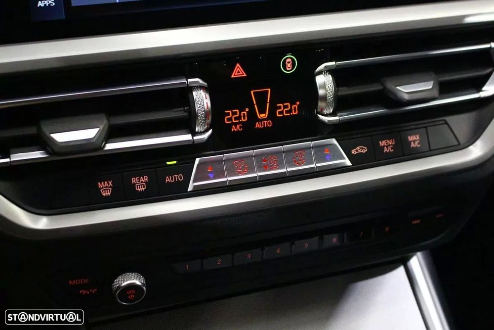 BMW 330 e Auto - 26