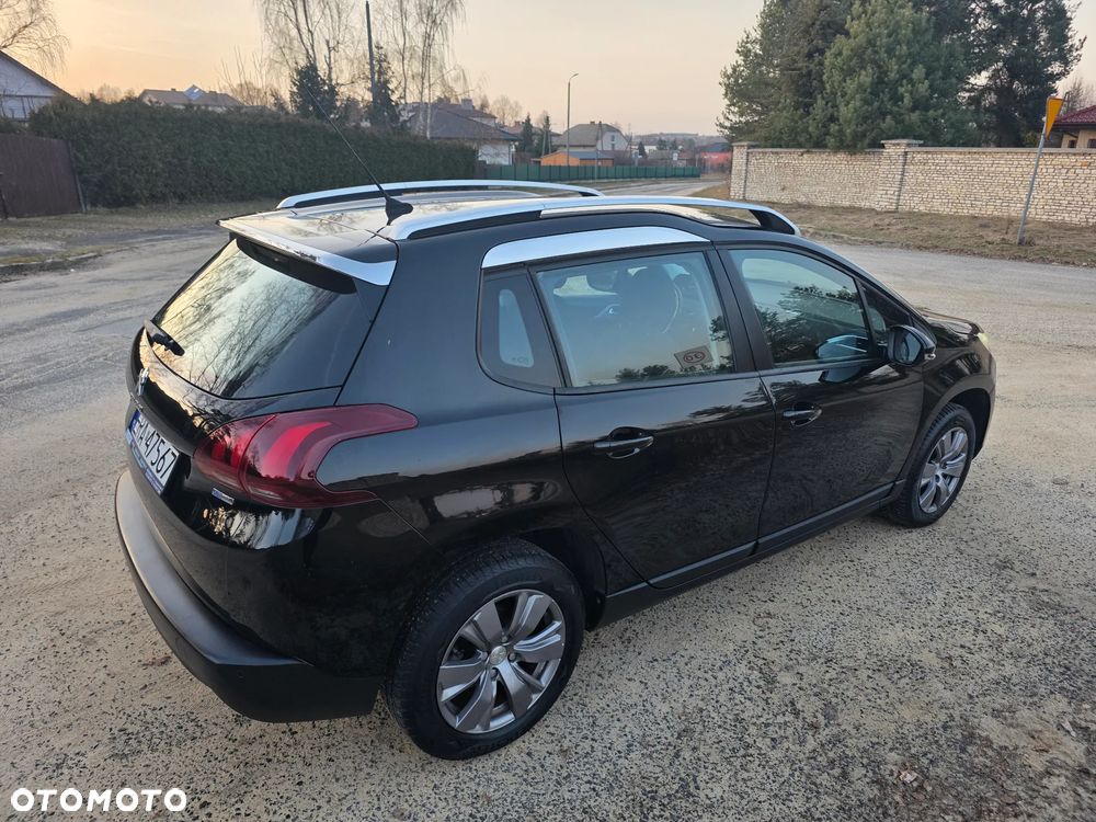 Peugeot 2008 - 8
