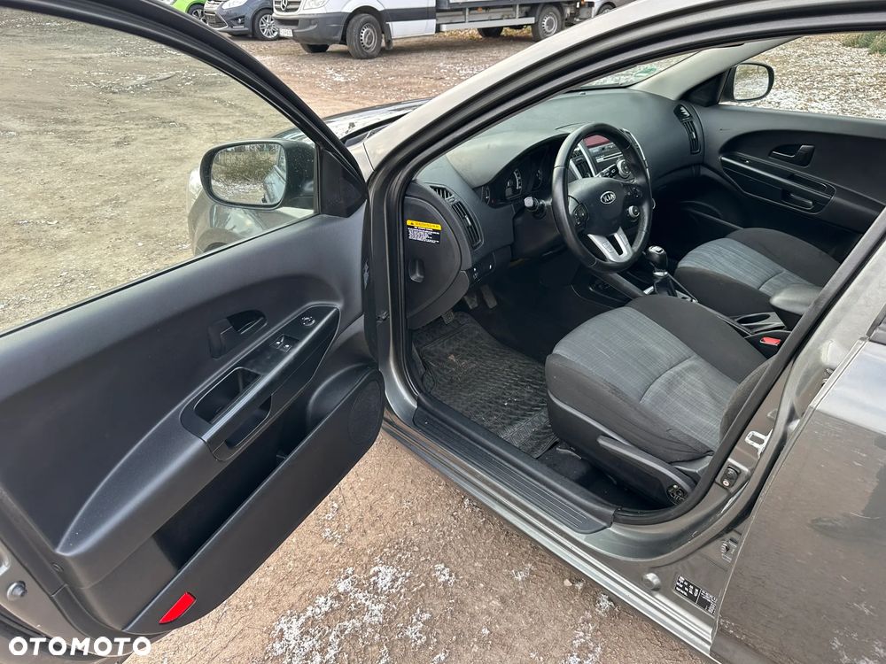 Kia Ceed 1.6 Crdi Comfort - 13