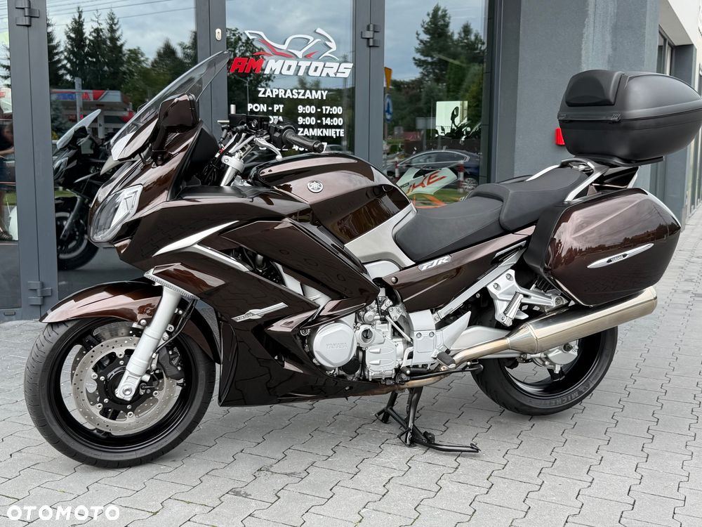Yamaha FJR - 27