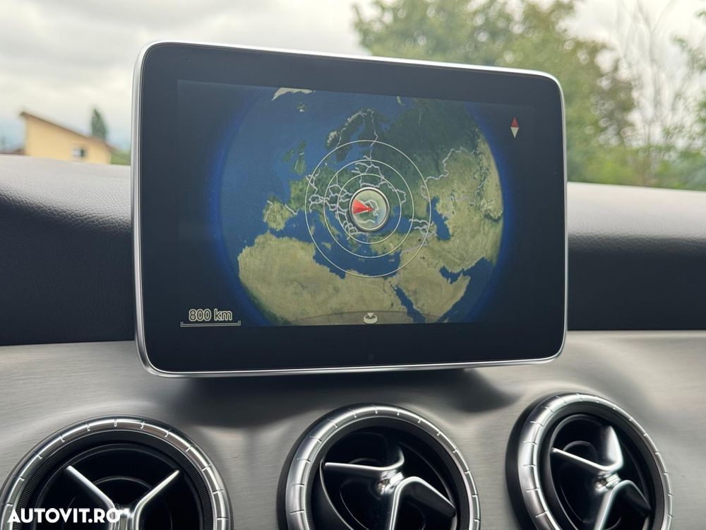 Mercedes-Benz CLA 220 d 7G-DCT - 12