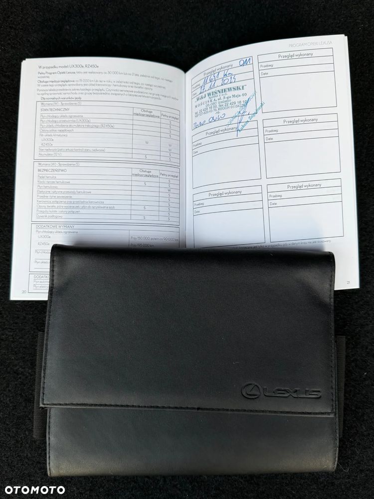 Lexus UX 250h F Sport 2WD - 36