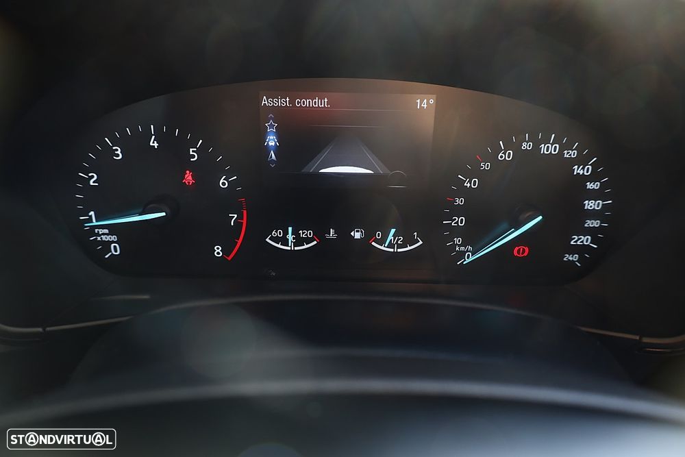 Ford Focus SW 1.0 EcoBoost MHEV ST-Line X - 48