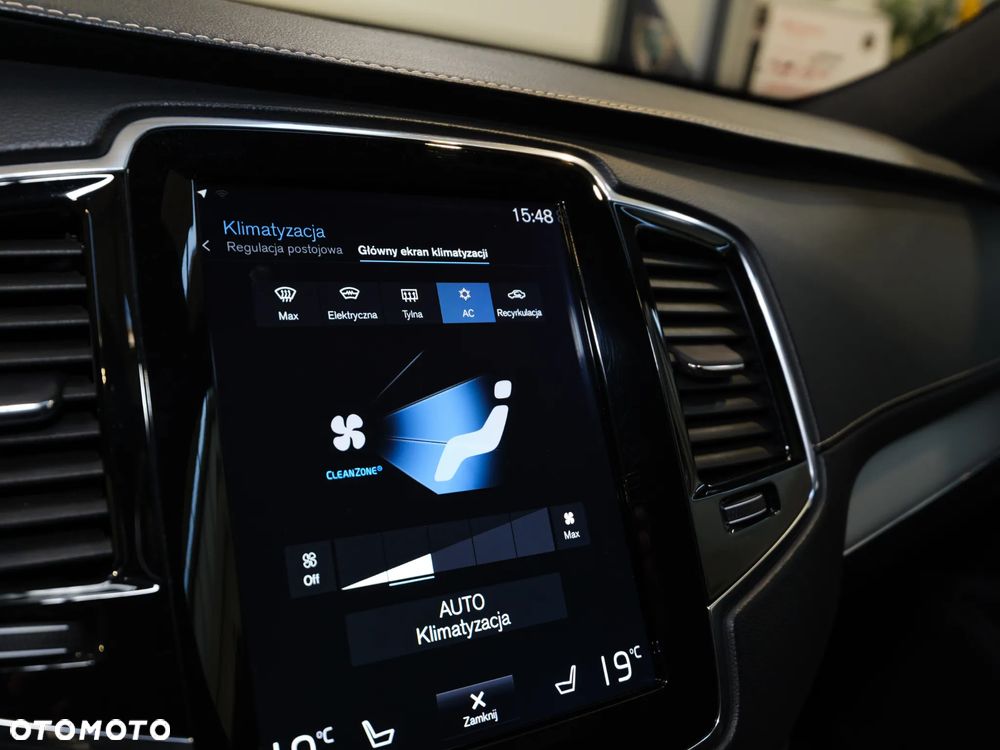 Volvo XC 90 D5 SCR AWD R-Design 7os - 28