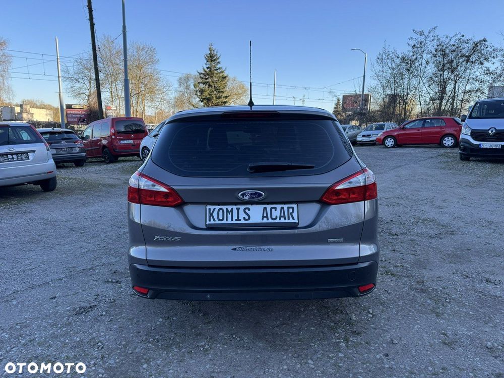 Ford Focus - 34