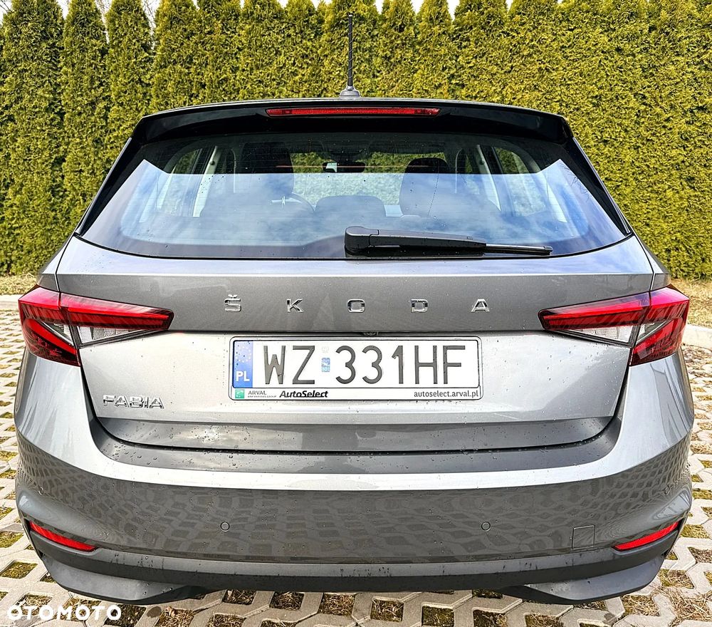 Skoda Fabia 1.0 TSI Ambition - 9