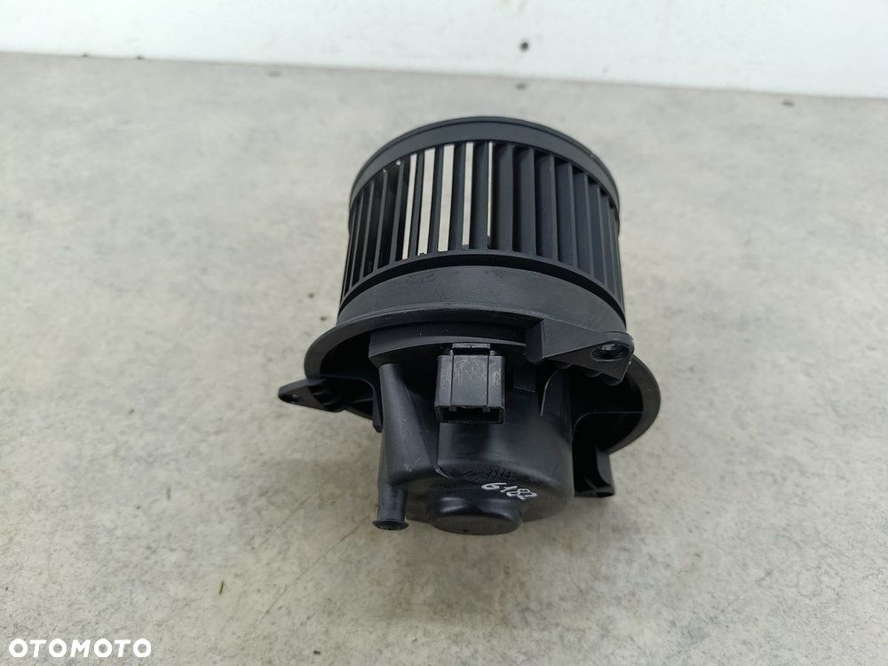 WENTYLATOR NAWIEWU  FORD TRANSIT CONNECT I 2T1H-18456-AA  173.60026.01 - 1