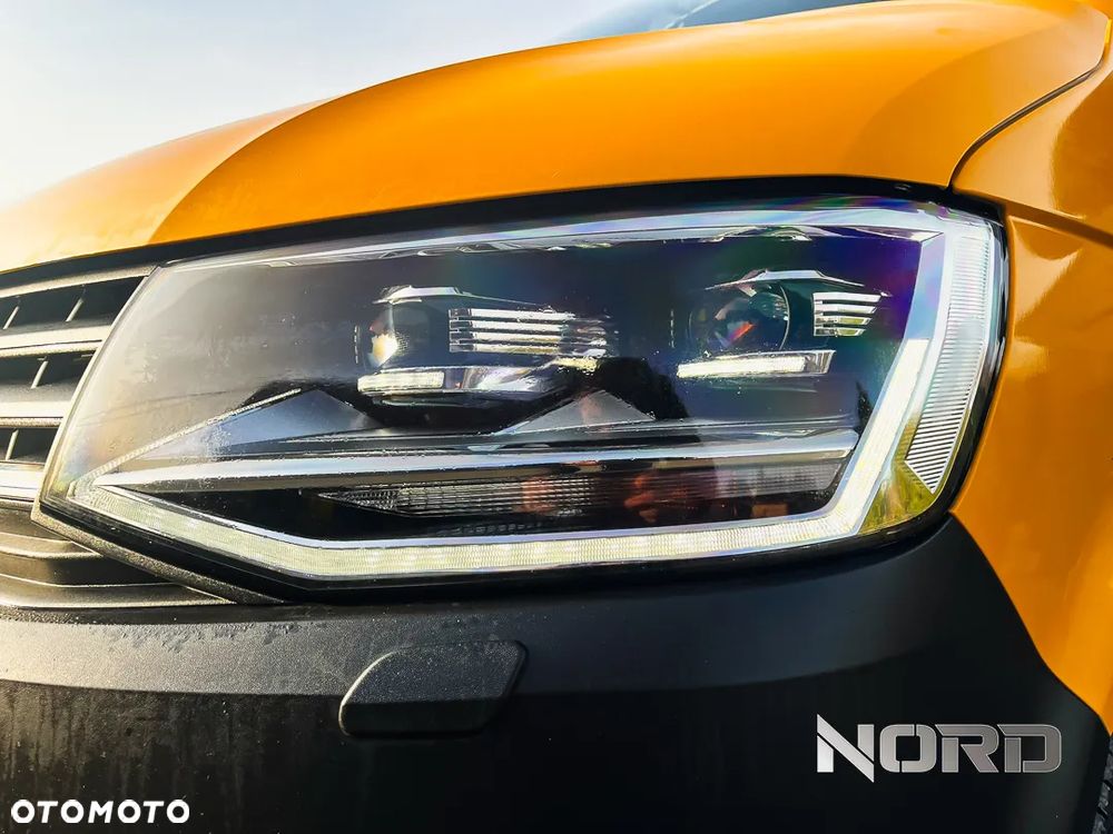 Volkswagen Transporter T6 4x4 Comfortline DSG - 10