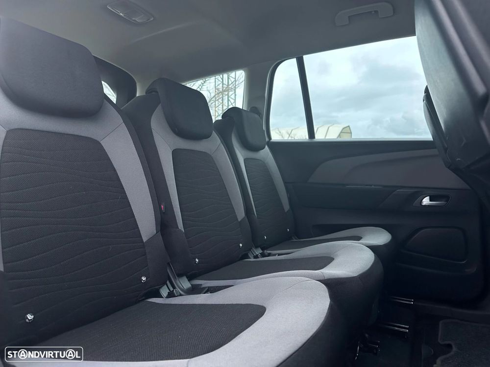Citroën C4 Grand Picasso - 16