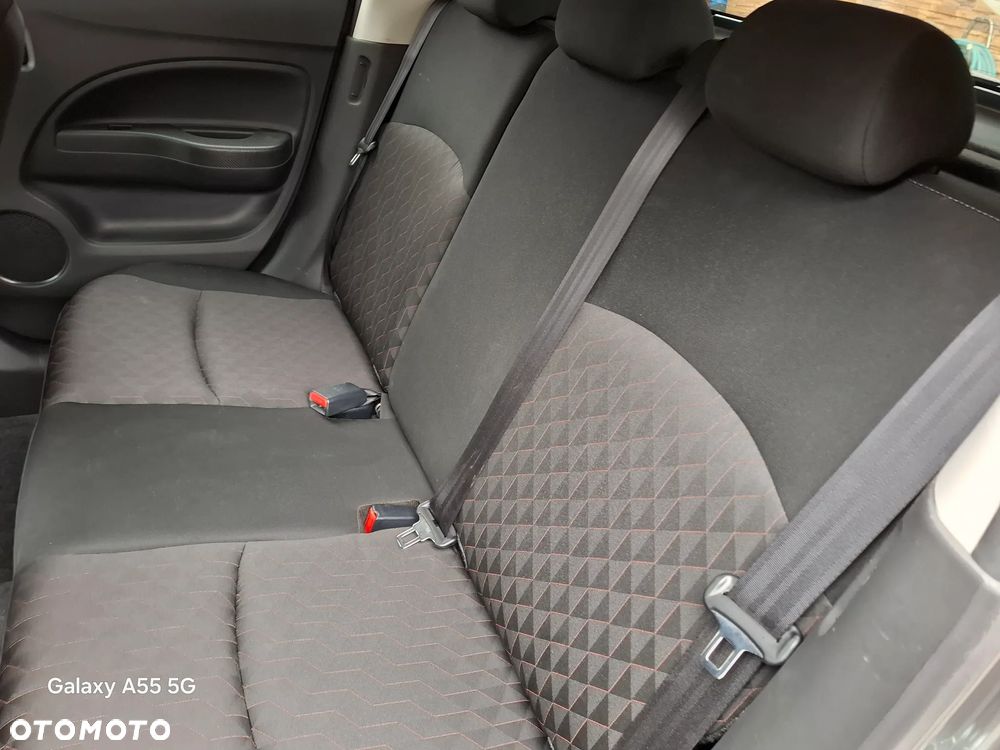 Mitsubishi Space Star - 27