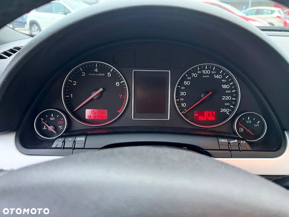 Audi A4 Avant 1.8T - 17