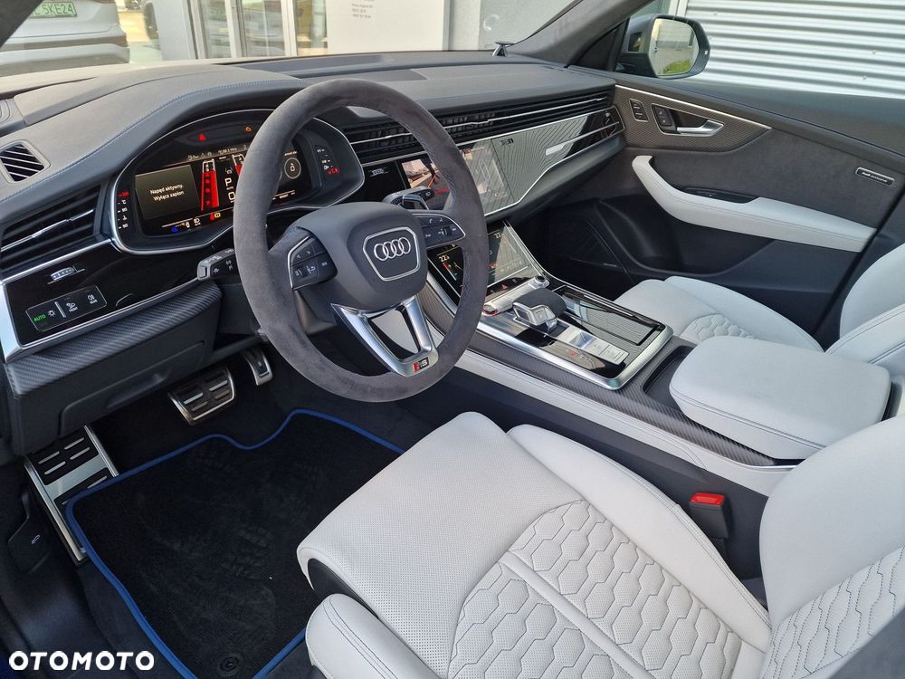 Audi RS Q8 - 19