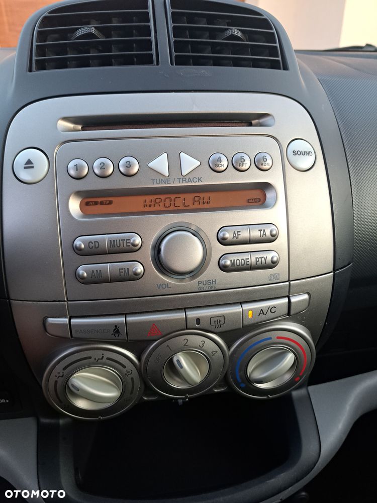 Daihatsu Sirion 1.3 CooLine - 22
