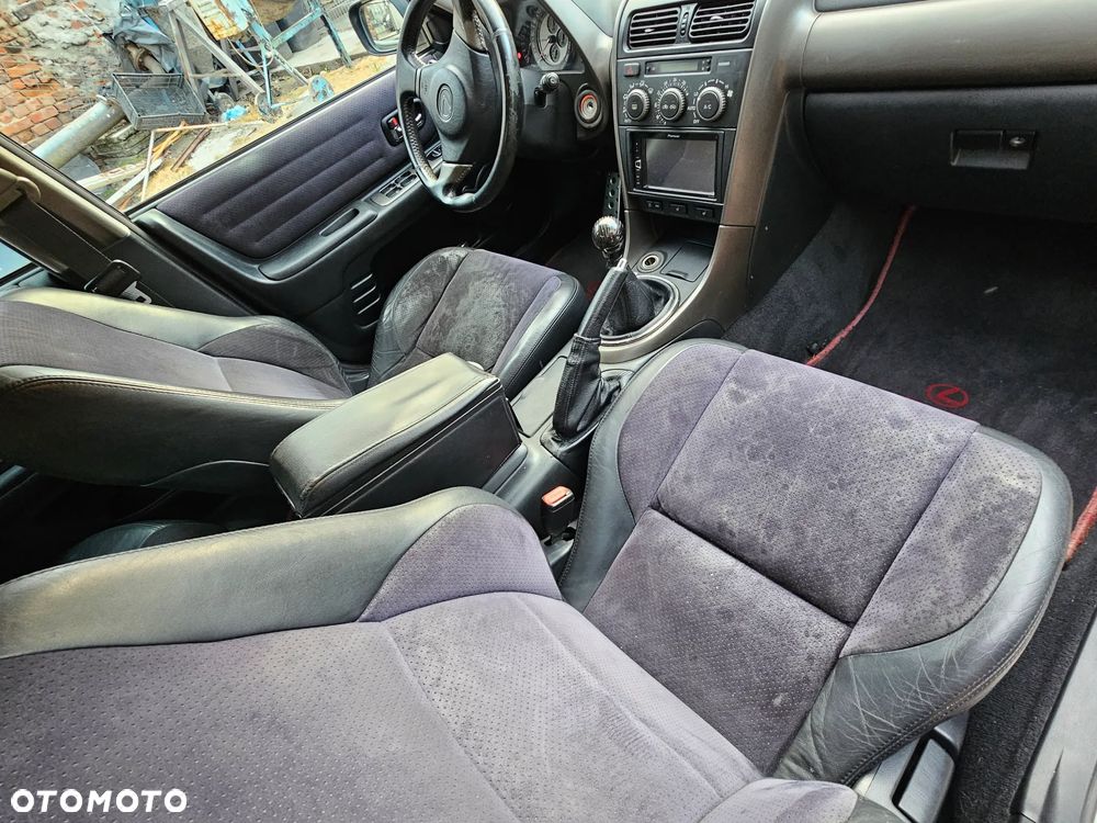 Lexus IS 200 Elegance - 11