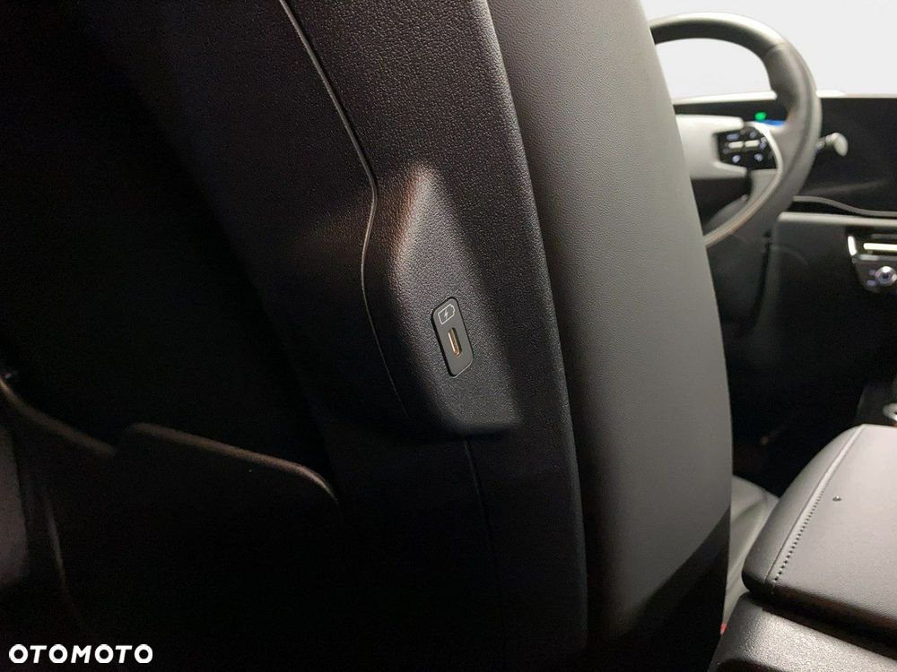 Kia Niro - 37