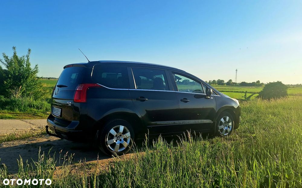 Peugeot 5008 - 7