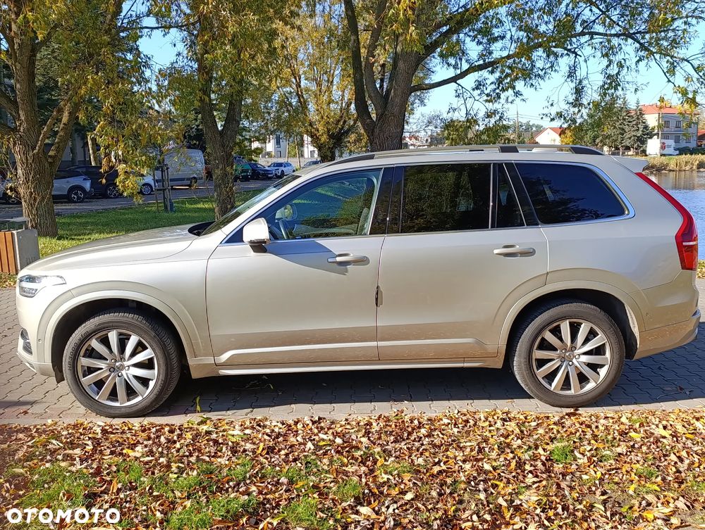 Volvo XC 90 D5 AWD Momentum - 5