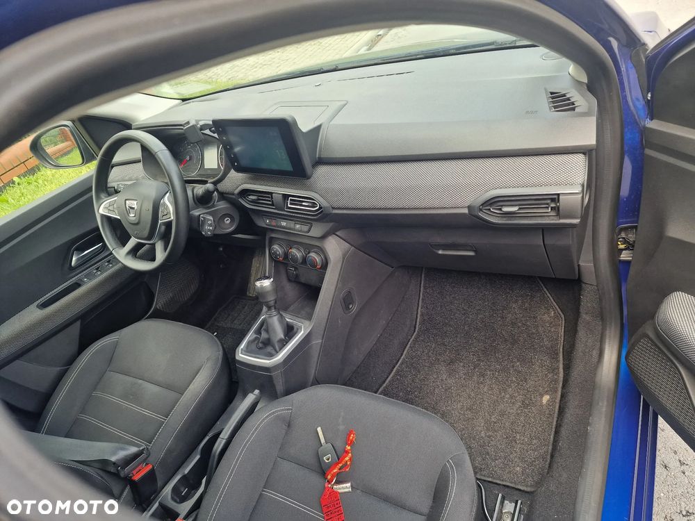 Dacia Sandero SCe 65 Essential - 28