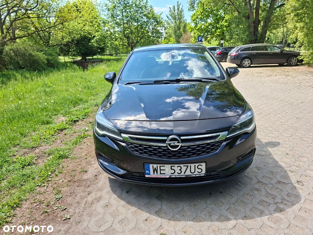 Opel Astra 1.6 CDTI Enjoy S&S - 1