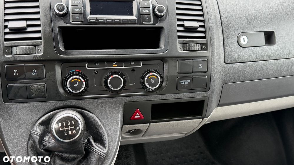 Volkswagen Transporter Doka Kurz Comfortline - 13