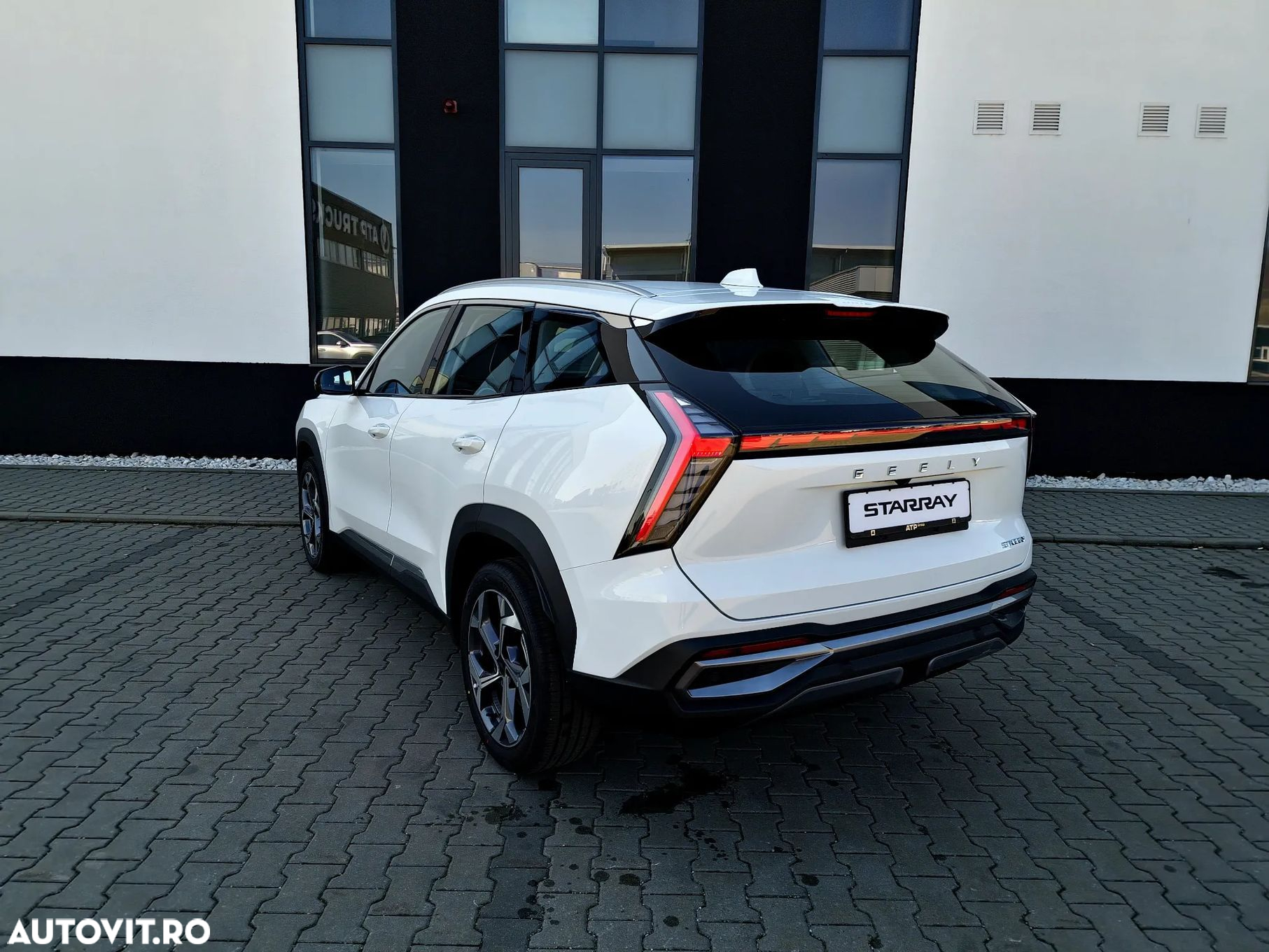Geely Starray - 3