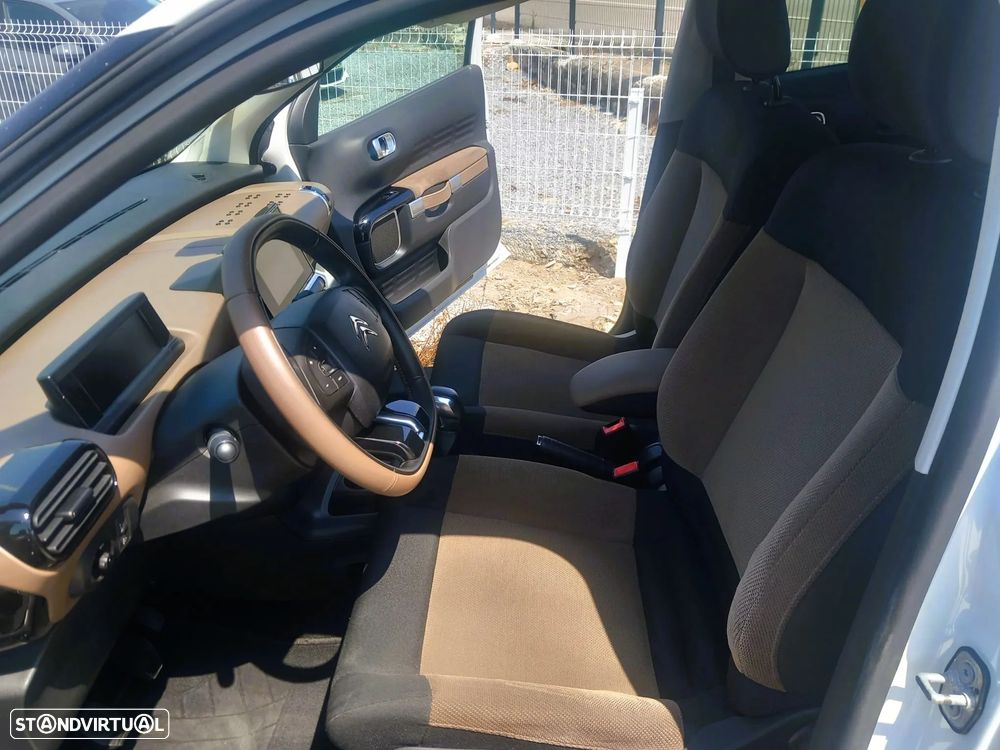 Citroën C4 Cactus 1.2 PureTech Shine - 15